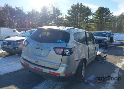 2015 Chevrolet Traverse Ls z USA, uszkodzony, nr VIN 1GNKRFED2FJ389909